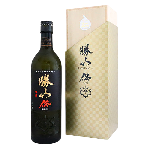 Katsuyama 'Den' Junmai Daiginjo Sake with gift box