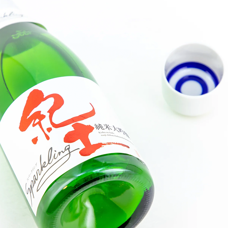 KID Junmai Daiginjo Sparkling Japanese Sake 720ml 14% 紀土