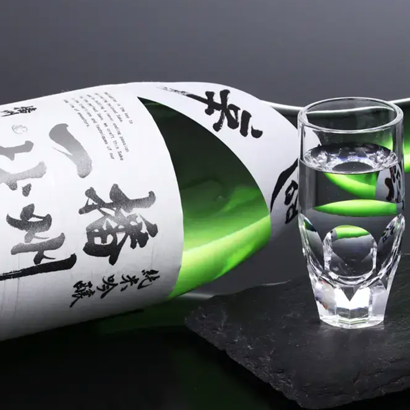 Banshu Ikkon Super Dry Junmai Ginjo Japanese Sake 720ml 16%
