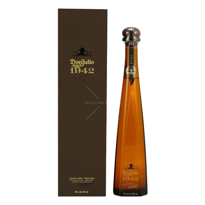 Don Julio 1942 Tequila Añejo 100% Agave in Giftbox 700ml 38%唐胡里奥1942年龙舌兰酒100%龙舌兰礼盒装