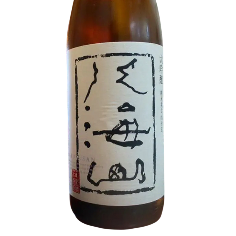 Hakkaisan Daiginjo Sake from Niigata Prefecture 720ml 15.5% with Gift Box