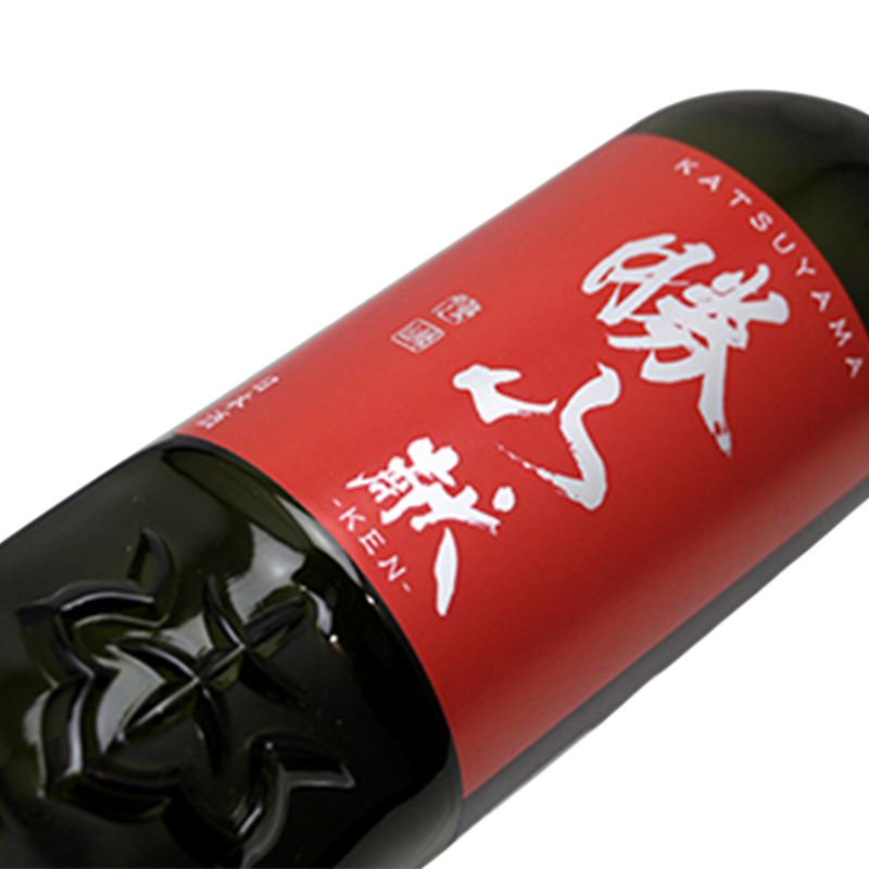 Katsuyama 'Ken' Junmai Ginjo Sake  with gift box